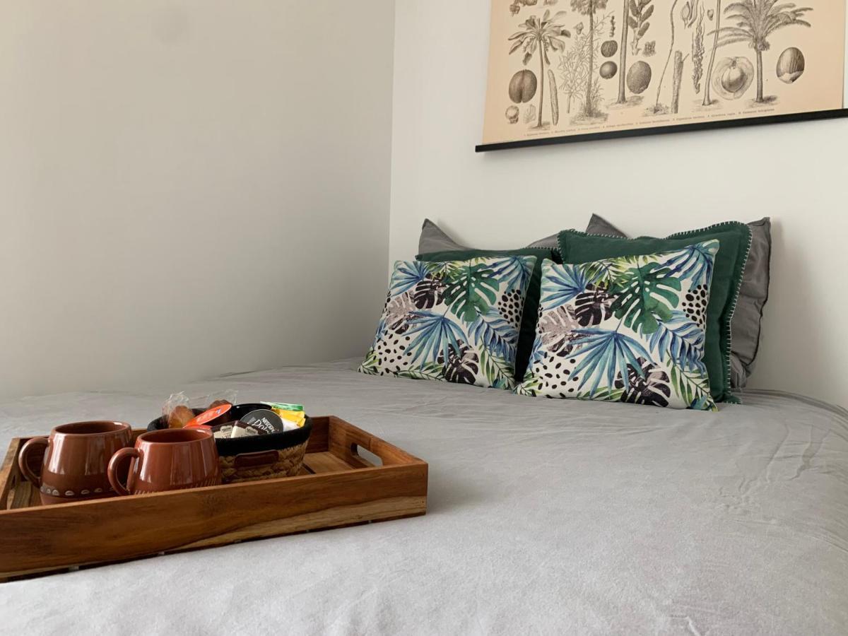 Le Petit Bali - Studio - Wifi - Parking - Coeur De Ville Pont-l'Abbe Exterior foto